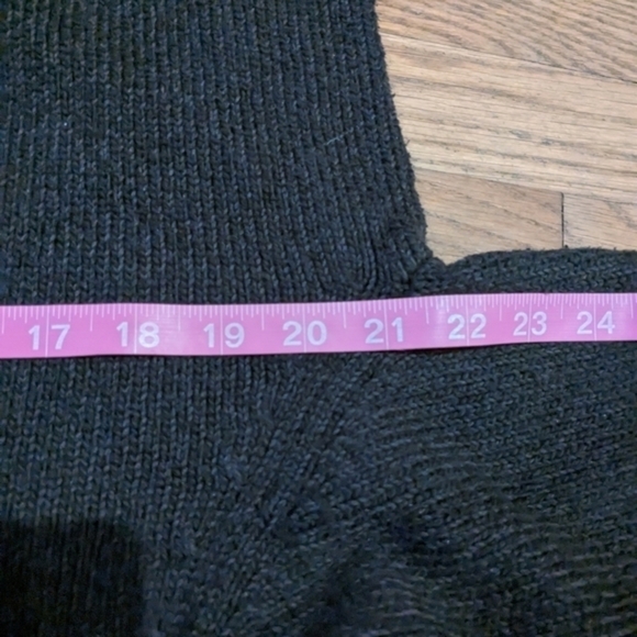 Columbia Large Men's Olive Green‎ w/ Tan Trim Crewneck Pullover Sweater - Picture 9 of 12